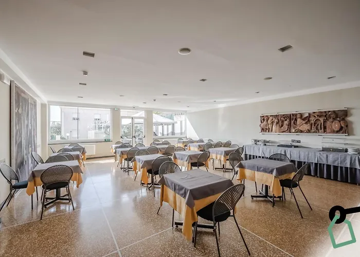 Hotiday Collection - Варацце