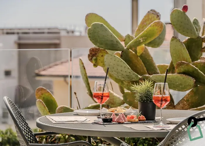 Hotiday Collection - ホテル