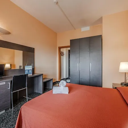 Hotel Hotiday Collection - 3*