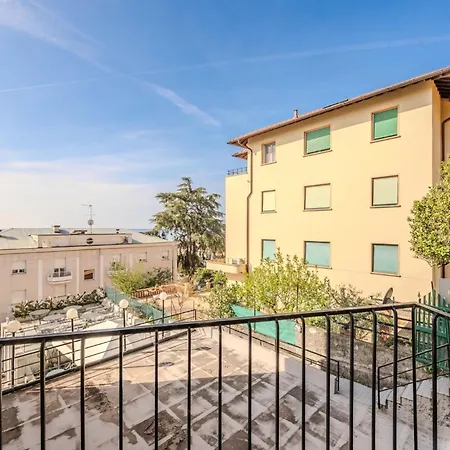 Hotiday Collection - Hotel 3*