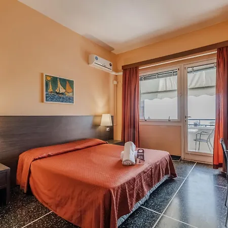 Hotell Hotiday Collection - 3*