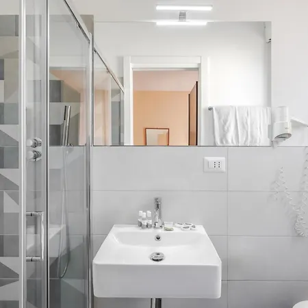 Hotiday Collection - 3*