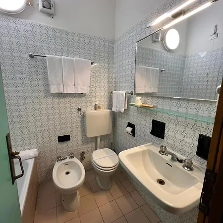 Hotell Hotiday Collection -